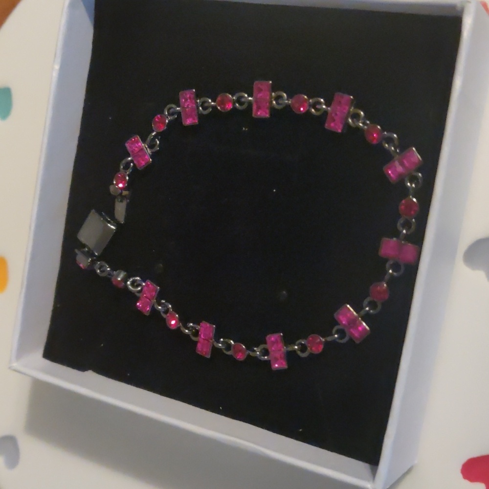 Givenchy Bracelet Nwot Beautiful Pink And Gunmetal - Picture 5 of 12